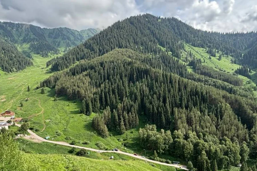 Походы в живописные горы Алматы